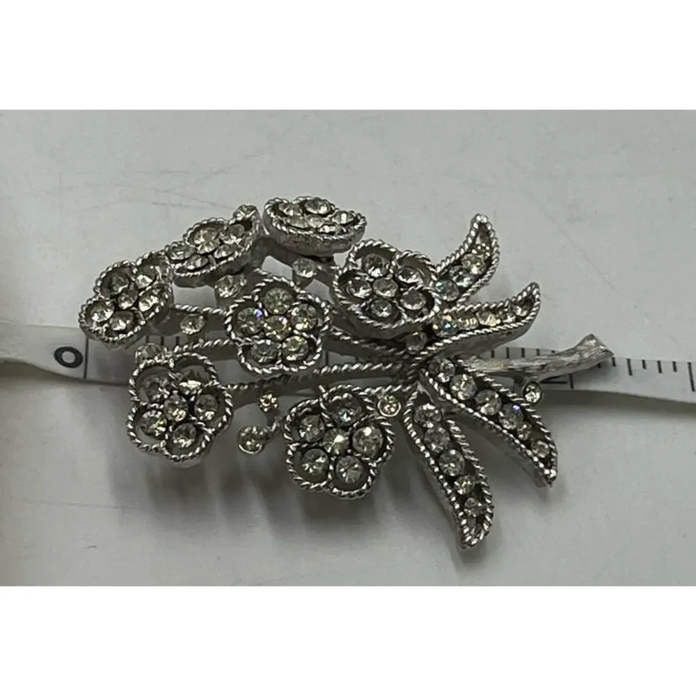 Crown Trifari Vintage Rhinestone Listed Plated‎ Mill Work Floral Bouquet Brooch